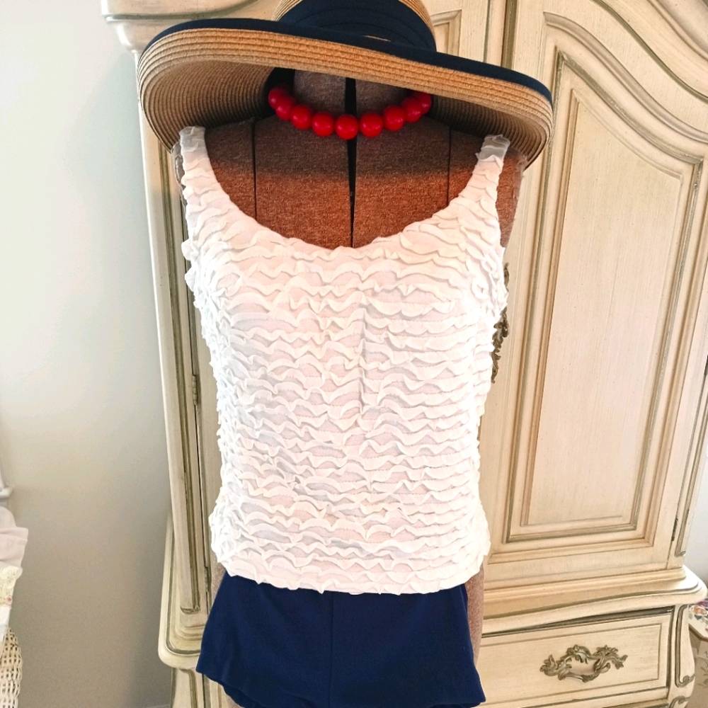 NOS ADORABLE " ELISABETH STEWART SWIMWEAR" RUFFLE!